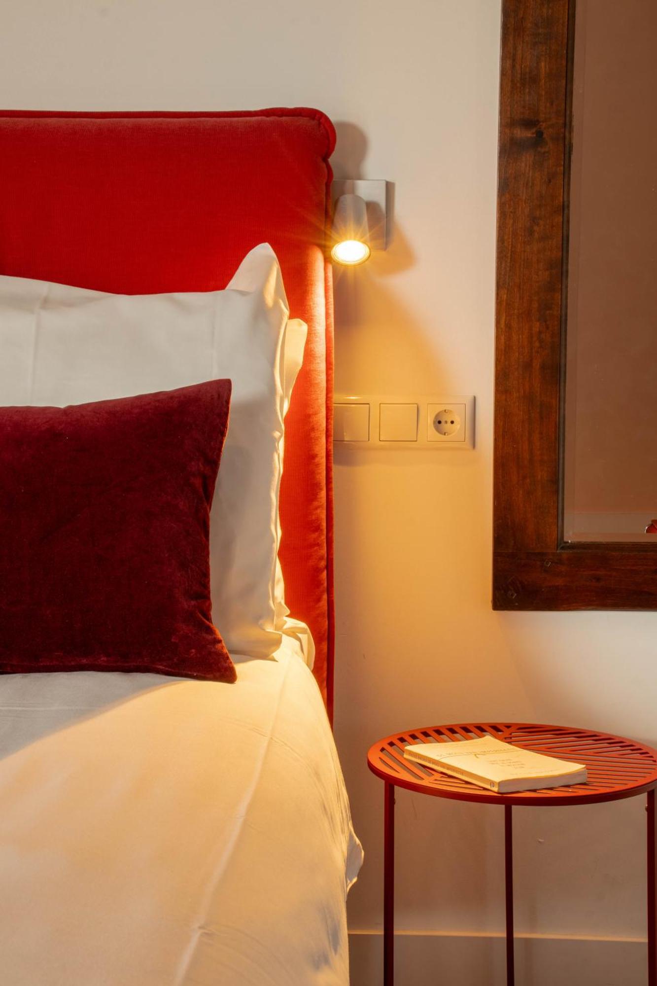 Bed, Bites & Business Hotel Роттердам Номер фото